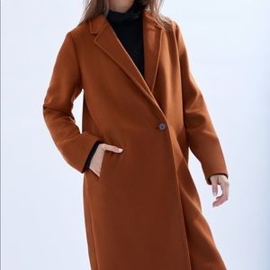 ISO ⚠️ Babaton Stedman Coat Rich Camel Size S